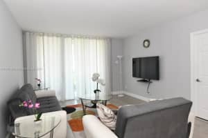 19370 Collins Ave, Sunny Isles Beach, FL 33160, Sold 02/04/22