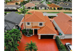 19831 NW 82nd Ct, Hialeah, FL 33015, Sold 06/28/21