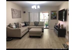 10477 SW 108th Ave, Miami, FL 33176, Sold 02/14/22