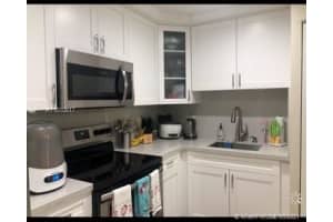 10477 SW 108th Ave, Miami, FL 33176, Sold 02/14/22