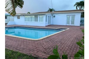 7898 NW 173rd St, Hialeah, FL 33015, Sold 07/15/21