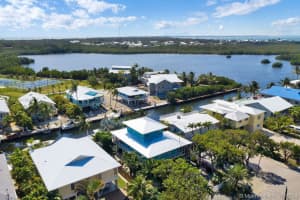 308 Woods Ave, Tavernier, FL 33070, Sold 05/10/21