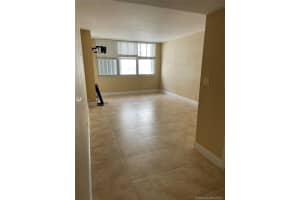 6039 Collins Ave PH 5, Miami Beach, FL 33140, Sold 05/04/21
