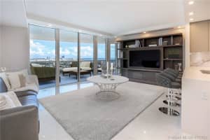 400 Alton Rd, Miami Beach, FL 33139, Sold 12/22/21