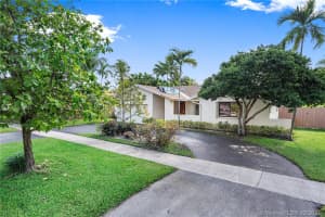 21131 Highland Lakes Blvd, Miami, FL 33179, Sold 06/03/21