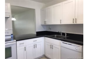 2309 Park Ln, Hollywood, FL 33021, Sold 04/23/21