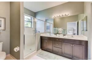 5486 NW 27th St, Margate, FL 33063, Sold 09/20/21