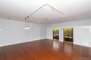 21175 Mainsail Cir APT E12, Aventura, FL 33180, Sold 04/29/21