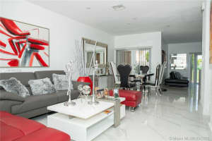 14859 SW 9th Ln, Miami, FL 33194, Sold 04/29/21