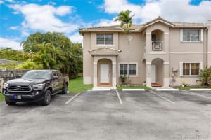 16604 NW 72nd Ct, Miami Lakes, FL 33014, Sold 04/15/21