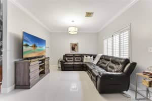 16604 NW 72nd Ct, Miami Lakes, FL 33014, Sold 04/15/21