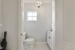 16604 NW 72nd Ct, Miami Lakes, FL 33014, Sold 04/15/21