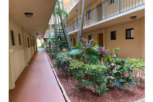 8035 SW 107th Ave, Miami, FL 33173, Sold 04/28/21