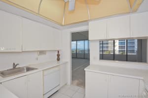 3505 S Ocean Dr, Hollywood, FL 33019, Sold 05/03/21
