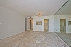3505 S Ocean Dr, Hollywood, FL 33019, Sold 05/03/21