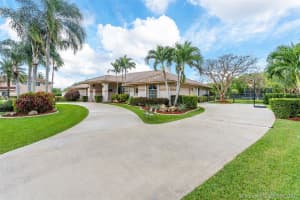 13280 SW 33rd Ct, Davie, FL 33330, Sold 06/03/21