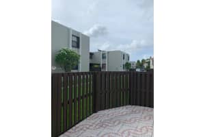 9940 NW 9th St Cir, Miami, FL 33172, Sold 04/20/21