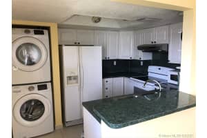 9940 NW 9th St Cir, Miami, FL 33172, Sold 04/20/21