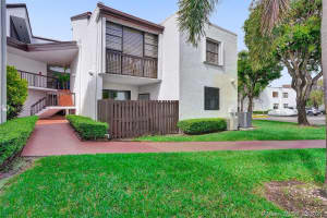 9417 Fontainebleau Blvd, Miami, FL 33172, Sold 06/07/21