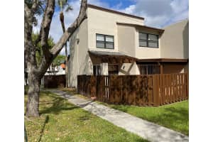 10231 Fontainebleau Blvd, Miami, FL 33172, Sold 05/21/21