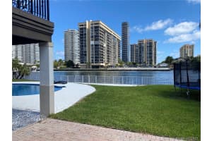 601 Palm Dr, Hallandale Beach, FL 33009, Sold 04/19/21