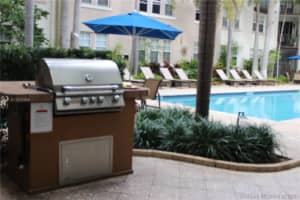 533 NE 3rd Ave, Fort Lauderdale, FL 33301, Sold 02/25/22