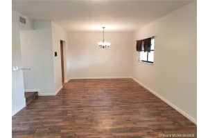 2718 S University Dr #17b, Davie, FL 33328, Sold 05/19/21