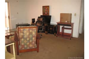 10744 N Kendall Dr APT M6, Miami, FL 33176, Sold 04/23/21