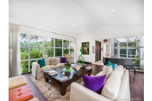 7125 E Lago Dr, Coral Gables, FL 33143, Sold 06/18/21