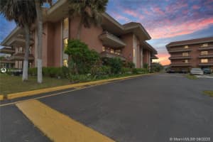 17500 NW 68th Ave APT D1008, Hialeah, FL 33015, Sold 04/20/21