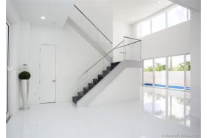 10320 NW 74th Terrace, Doral, FL 33178, Sold 05/03/22