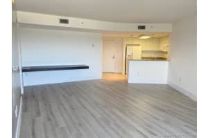 19501 W Country Club Dr, Aventura, FL 33180, Sold 06/11/21