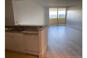 19501 W Country Club Dr, Aventura, FL 33180, Sold 06/11/21