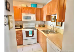 9305 SW 138th Pl, Miami, FL 33186, Sold 06/03/21