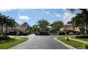 4365 NW 113th Pl, Doral, FL 33178, Sold 05/07/21