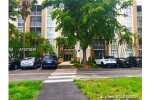 9805 NW 52nd St, Doral, FL 33178, Sold 05/19/21