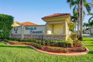 11541 SW 9th Ct, Pembroke Pines, FL 33025, Sold 05/20/21