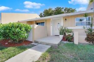 10370 SW 208th Ln, Cutler Bay, FL 33189, Sold 05/21/21