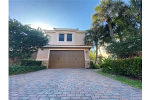 127 Riverwalk Cir W, Plantation, FL 33325, Sold 05/06/21