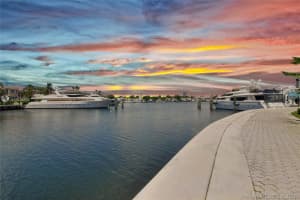 20941 NE 37th Ct, Aventura, FL 33180, Sold 06/02/21