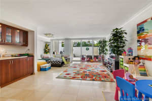 20941 NE 37th Ct, Aventura, FL 33180, Sold 06/02/21