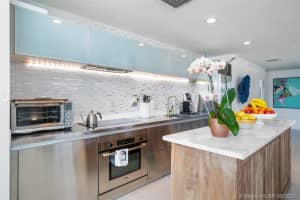 1040 Biscayne Blvd, Miami, FL 33132, Sold 05/10/21