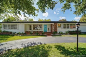 5490 SW 85th St, Miami, FL 33143, Sold 06/01/21