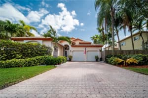 2915 NW 98th Pl, Doral, FL 33172, Sold 05/27/21