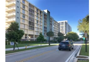 17600 N Bay Rd N903, Sunny Isles Beach, FL 33160, Sold 05/21/21