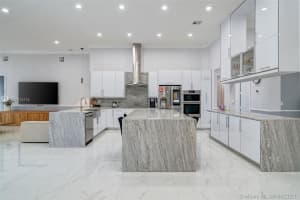 11190 Redhawk St, Plantation, FL 33324, Sold 12/22/21