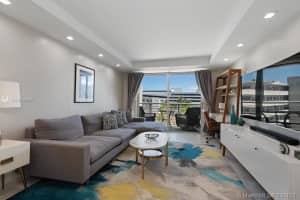 1605 Bay Rd, Miami Beach, FL 33139, Sold 06/15/21