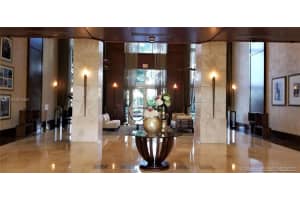 19501 W Country Club Dr, Aventura, FL 33180, Sold 09/08/21