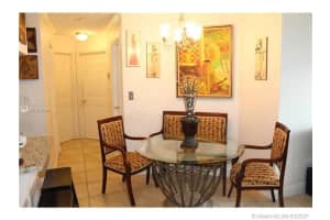 6760 NW 175th Ln, Hialeah, FL 33015, Sold 05/05/21