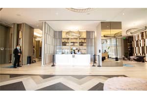 4010 S Ocean Dr, Hollywood, FL 33019, Sold 12/02/21